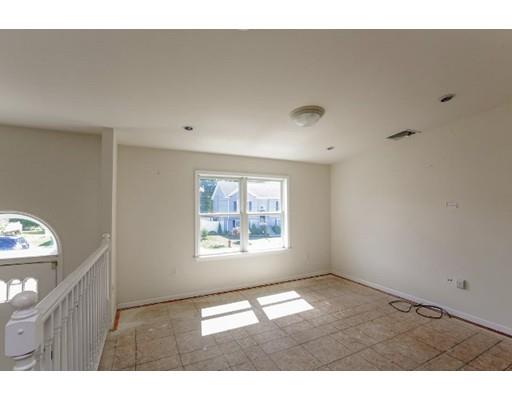 22 Lea Ln, Fall River, MA 02721 photo 12