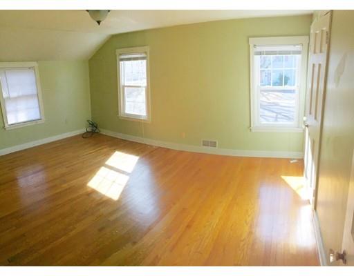 284 Plumtree Rd, Springfield, MA 01118 photo 4