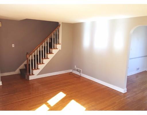 284 Plumtree Rd, Springfield, MA 01118 photo 2