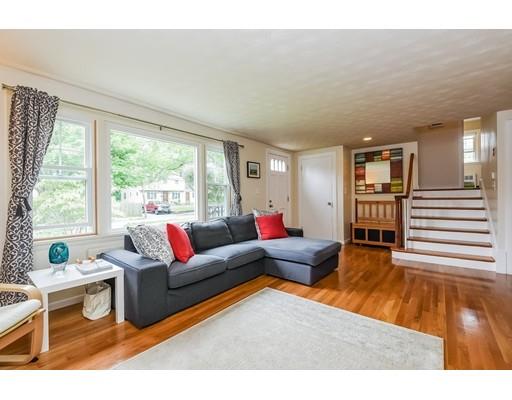45 Turner Rd, Marblehead, MA 01945 photo 2