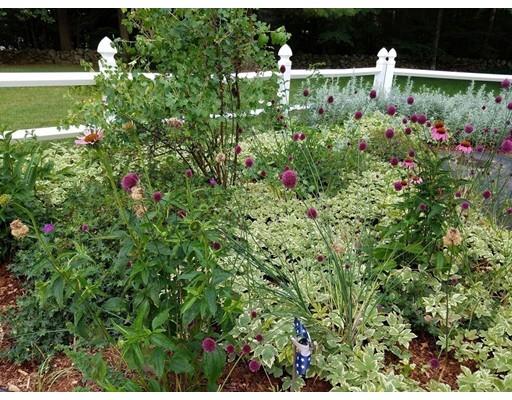 48 Highland View Dr, Sutton, MA 01590 photo 9