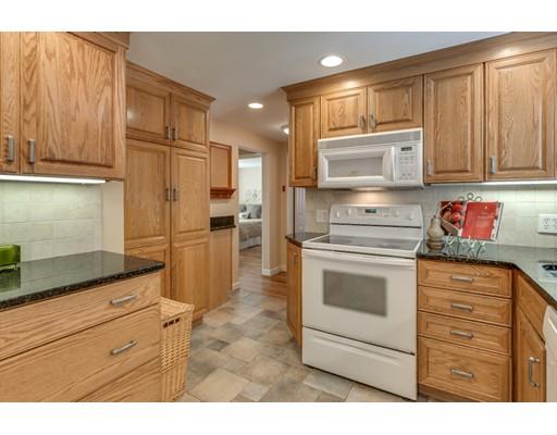 21 Robin Rd, Wakefield, MA 01880 photo 13