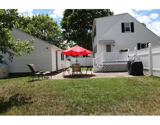 20 Vandergrift St, Lawrence, MA 01843 photo 4