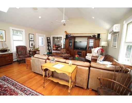 11 Merrill Rd, Hull, MA 02045 photo 5