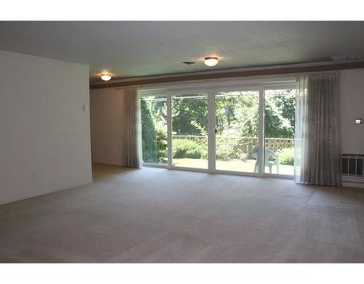 1212 Greendale Ave #302, Needham, MA 02492 photo 4