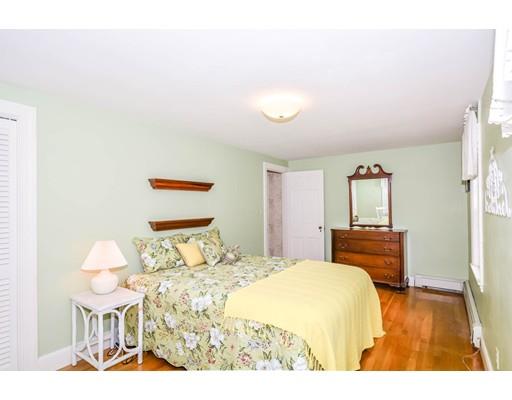 33 Temple St, Reading, MA 01867 photo 23
