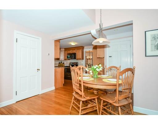 33 Temple St, Reading, MA 01867 photo 11