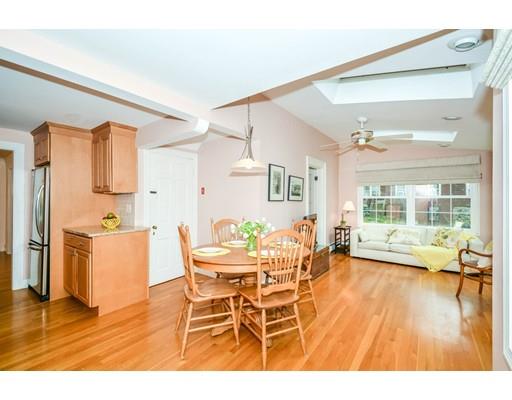 33 Temple St, Reading, MA 01867 photo 10