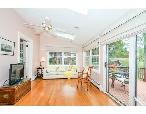 33 Temple St, Reading, MA 01867 photo 13
