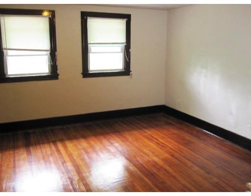 33 Lorimer St, Springfield, MA 01151 photo 9