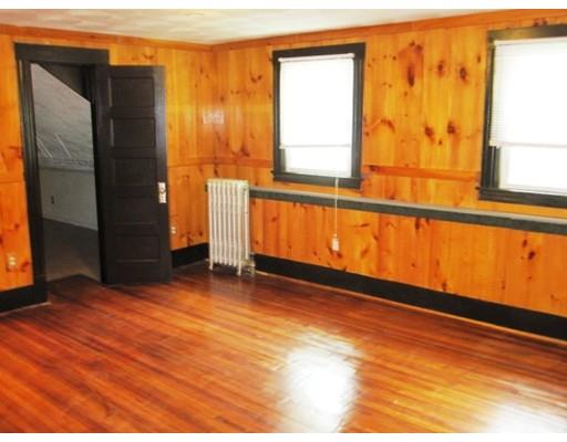 33 Lorimer St, Springfield, MA 01151 photo 8