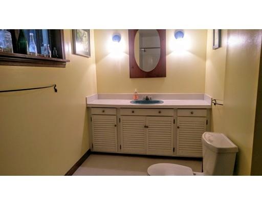 157 Everett St, Easthampton, MA 01027 photo 13