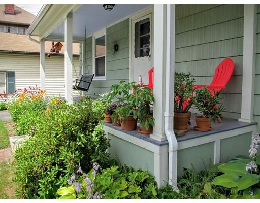 157 Everett St, Easthampton, MA 01027 photo 4