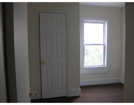 1 Suffolk St, Worcester, MA 01604 photo 16