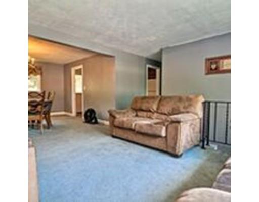 35 Walnut Knowl, Canton, MA 02021 photo 13