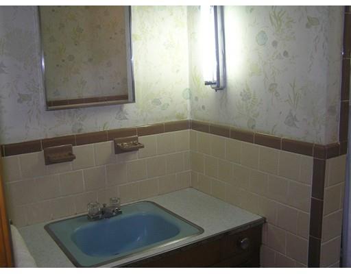 7 Lindauer St, Peabody, MA 01960 photo 14