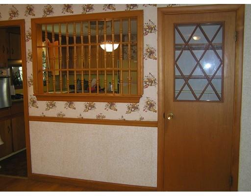 7 Lindauer St, Peabody, MA 01960 photo 6
