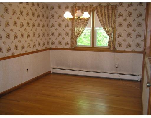 7 Lindauer St, Peabody, MA 01960 photo 5