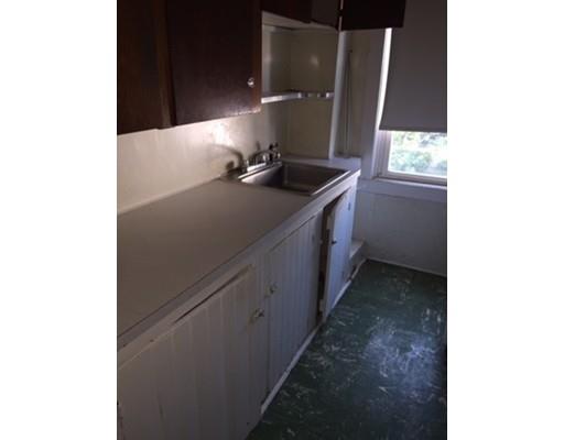 70 Palmer St, Fall River, MA 02724 photo 6