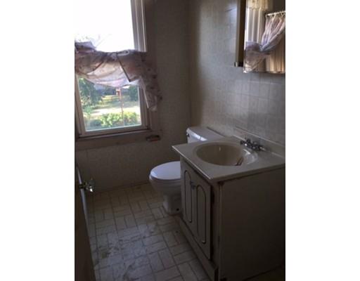 70 Palmer St, Fall River, MA 02724 photo 7