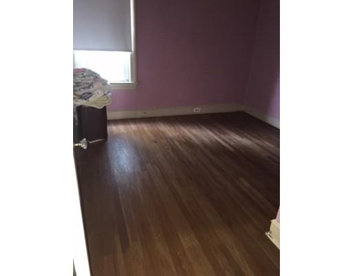 70 Palmer St, Fall River, MA 02724 photo 5