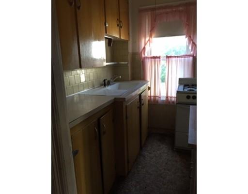 70 Palmer St, Fall River, MA 02724 photo 2