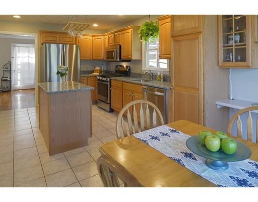 9 Memory Ln, Wakefield, MA 01880 photo 4
