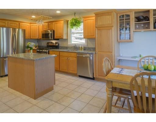 9 Memory Ln, Wakefield, MA 01880 photo 6