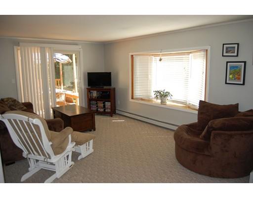 292 E Main St, Georgetown, MA 01833 photo 5