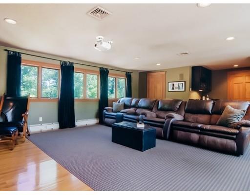 7 Crestview Ln, Milton, MA 02186 photo 17
