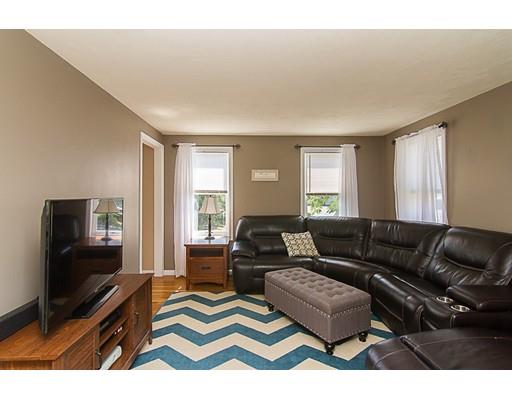3 Cherry Tree Ln, Plainville, MA 02762 photo 8