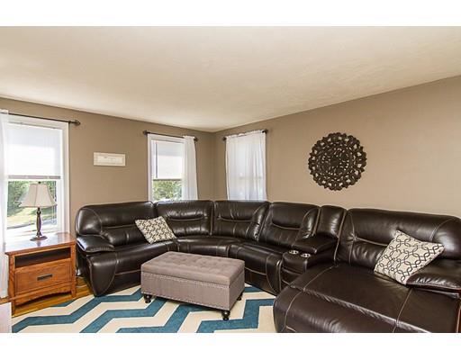 3 Cherry Tree Ln, Plainville, MA 02762 photo 7