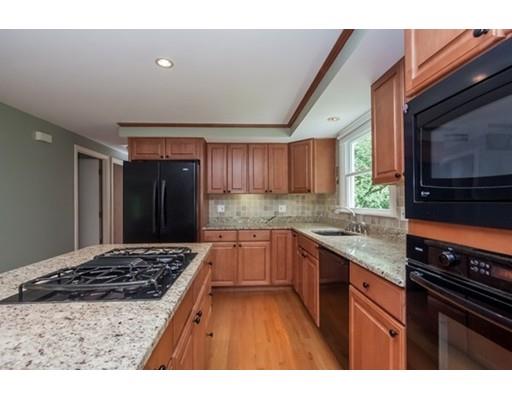 49 Hudson St, Springfield, MA 01118 photo 13