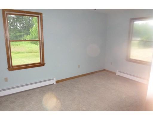 4 Clark Ln, Easthampton, MA 01027 photo 7