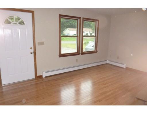 4 Clark Ln, Easthampton, MA 01027 photo 5