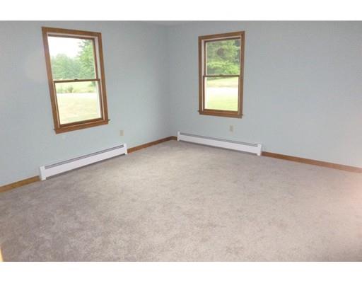 4 Clark Ln, Easthampton, MA 01027 photo 6