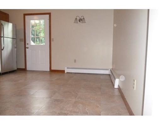4 Clark Ln, Easthampton, MA 01027 photo 3
