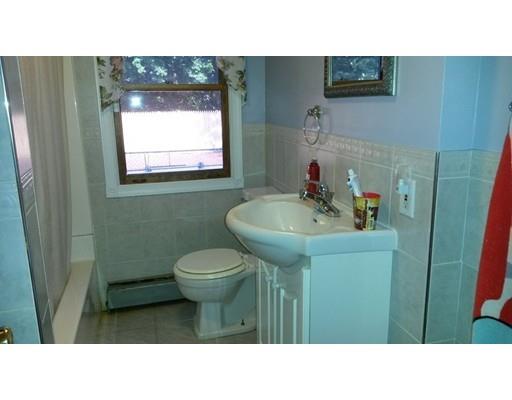 417 Parker St, Springfield, MA 01129 photo 10