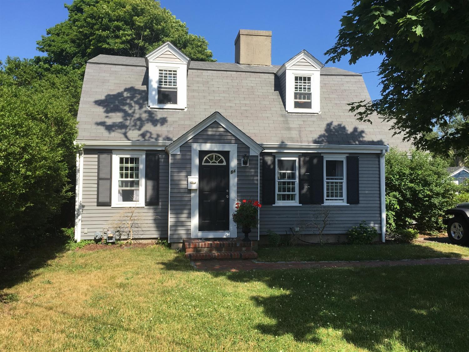 84 Sea St, Barnstable, MA 02601 photo 1