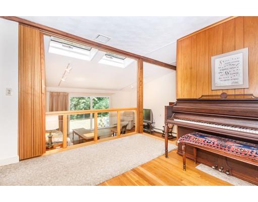 22 Joseph Way, Reading, MA 01867 photo 4