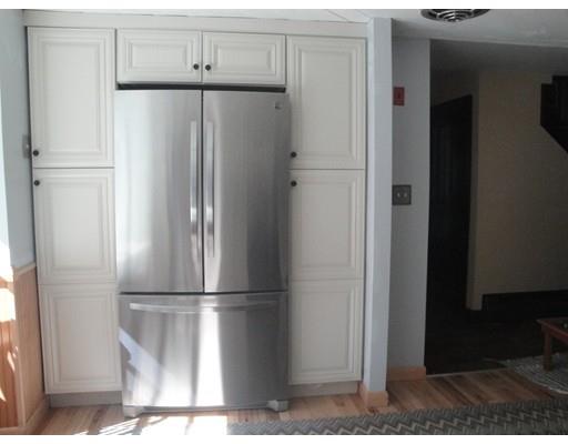 22 Sumner St, Gloucester, MA 01930 photo 6