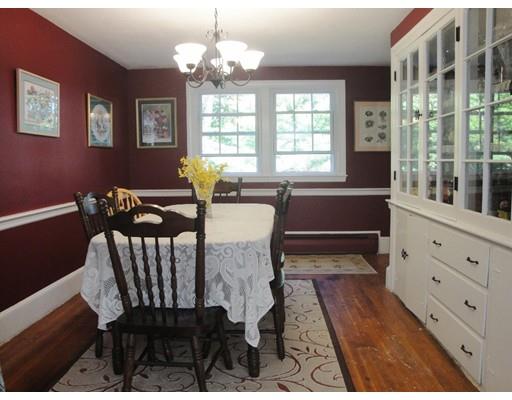 22 Sumner St, Gloucester, MA 01930 photo 8