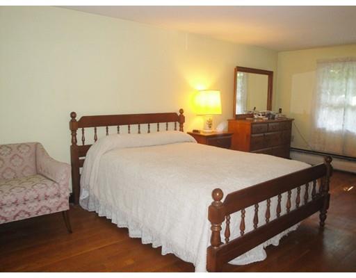 22 Sumner St, Gloucester, MA 01930 photo 13