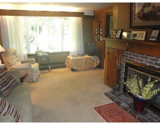22 Sumner St, Gloucester, MA 01930 photo 10