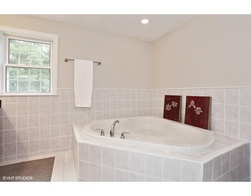 272 Cotuit Rd, Mashpee, MA 02649 photo 9