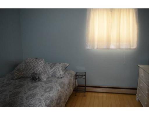 23 Liberty St, Gloucester, MA 01930 photo 6