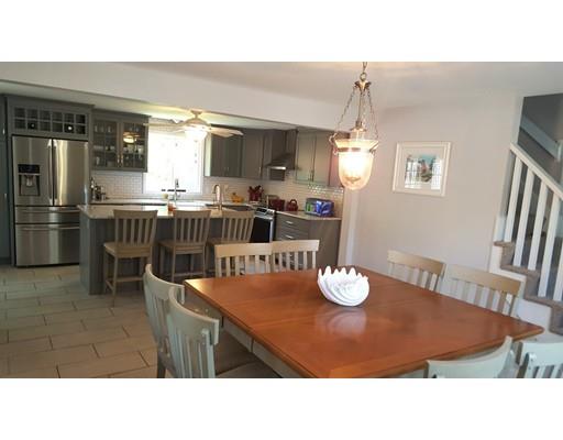 49 Surf Dr, Mashpee, MA 02649 photo 9