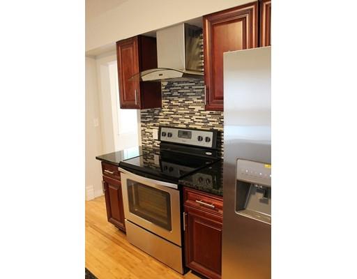275 Hamilton St, Worcester, MA 01604 photo 3