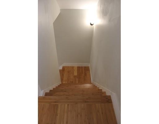 275 Hamilton St, Worcester, MA 01604 photo 17