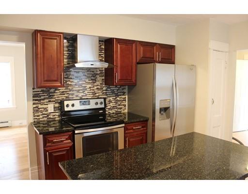 275 Hamilton St, Worcester, MA 01604 photo 4